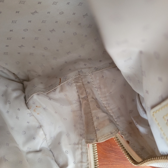 Louis Vuitton Limited Edition Le Superbe Suhali Handbag - Picture 14 of 14